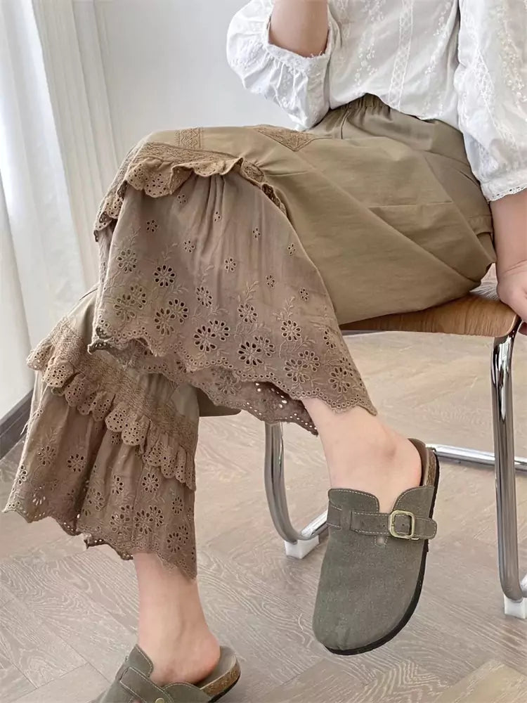Pantalones de campana de cintura alta con capas y ribete de encaje bordado estilo Sweet Mori para mujer