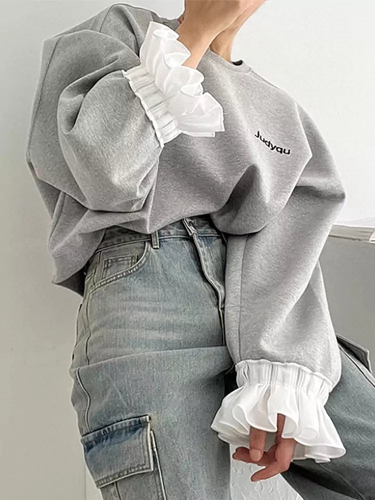 Chic Vintage Round Neck Patchwork Balloon Sleeve Loose Letter Embroidered Sweatshirt for Women