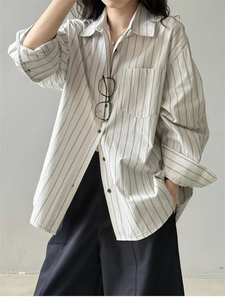 Marineblau gestreiftes Oversize-Langarmhemd für Damen