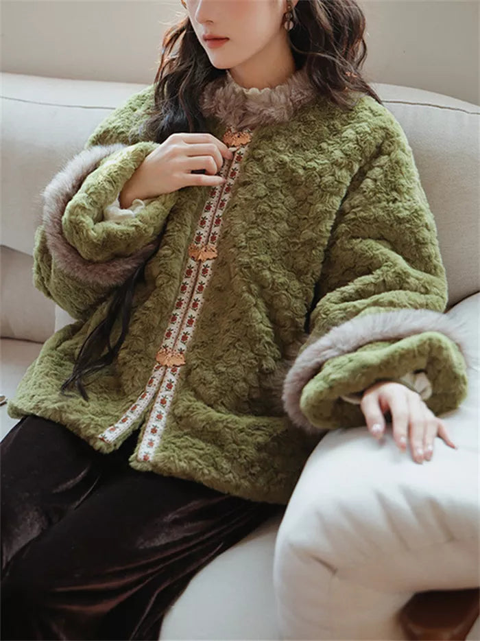 Women's Vintage Green Faux Fur Jacket Chinese Style Plush Coat with Butterfly Clasps