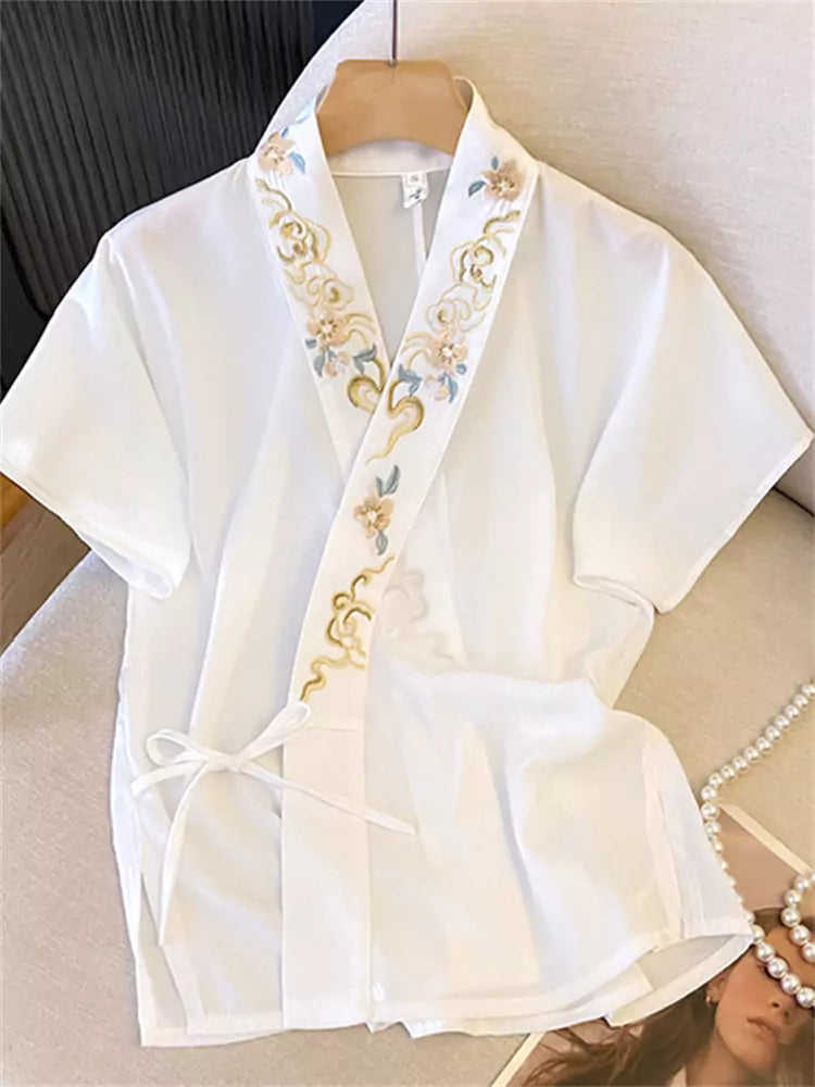 Vintage Crossover Collar Short Sleeve Embroidered Chinese Hanfu Blouse for Women