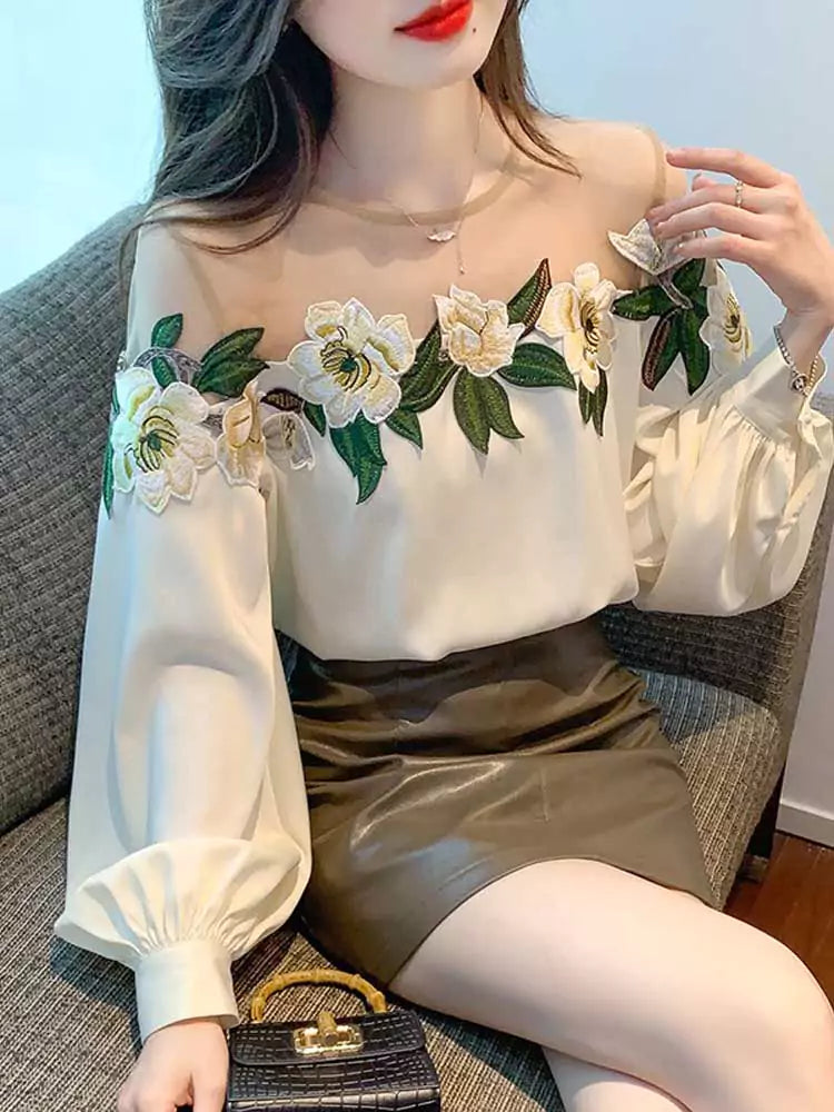 Blusa francesa de malla con bordado floral y patchwork para mujer
