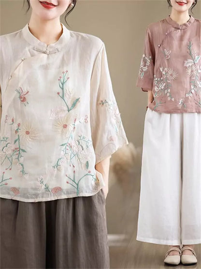 Vintage-Leinenbluse mit Stehkragen, asymmetrischer Knopfleiste und Stickerei für Damen