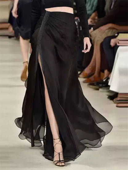 Eleganter, hochtaillierter Chiffon-Rock mit Seitenschlitz und Rüschensaum