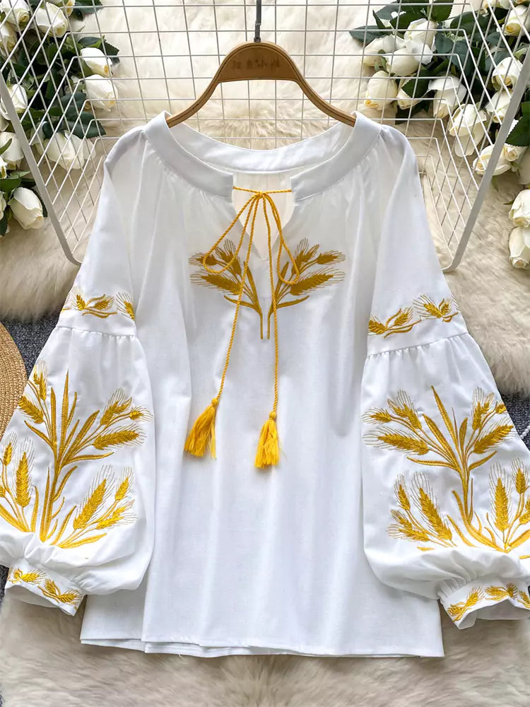 Vintage-Bluse im Bohème-Stil mit Stickerei, Bindekragen und Laternenärmeln für Damen