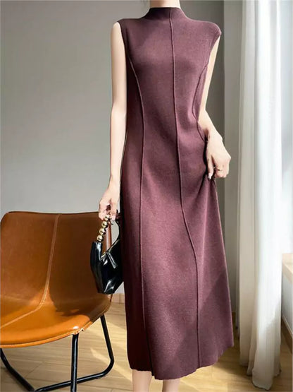 Ärmelloses rotes Strickkleid mit Rollkragen in Midi-Länge für Damen – Elegantes, figurbetontes Strickkleid