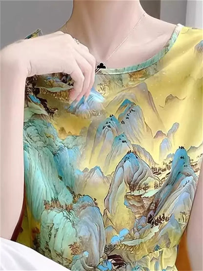 Elegante, rosafarbene Sommerbluse mit chinesischem Tuschemalerei-Print und kurzen Ärmeln