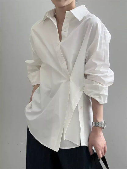 Leichtes, unregelmäßig geschnittenes, geknöpftes Midi-Hemd für Damen