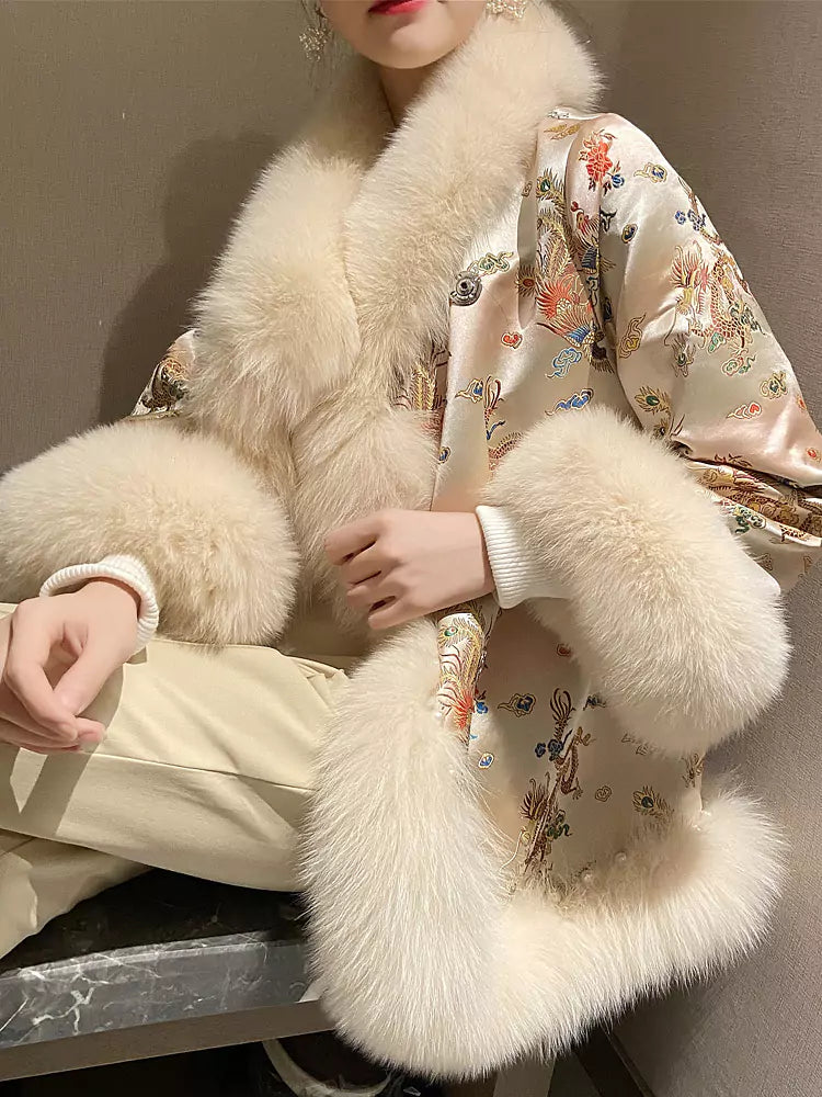 Chinesischer bestickter Cape-Mantel aus Kunstpelz für Damen