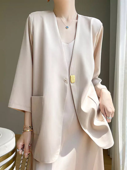 Schwarzer Damen-Satinblazer mit V-Ausschnitt – Figurformende Jacke mit 3/4-Ärmeln