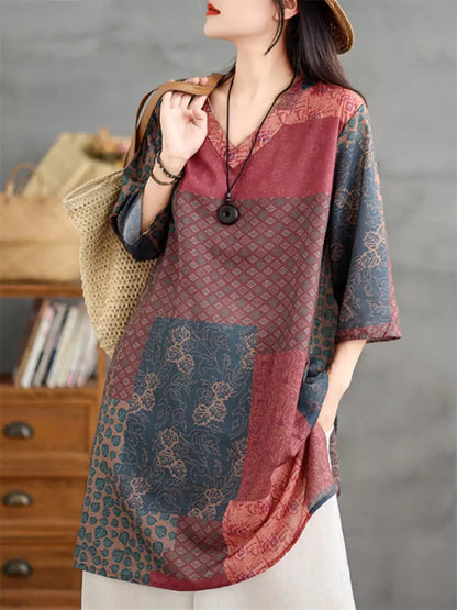 Vintage-Tunika-Top aus Ramie mit Blumenmuster, V-Ausschnitt, lockerer Passform und 3/4-Ärmeln