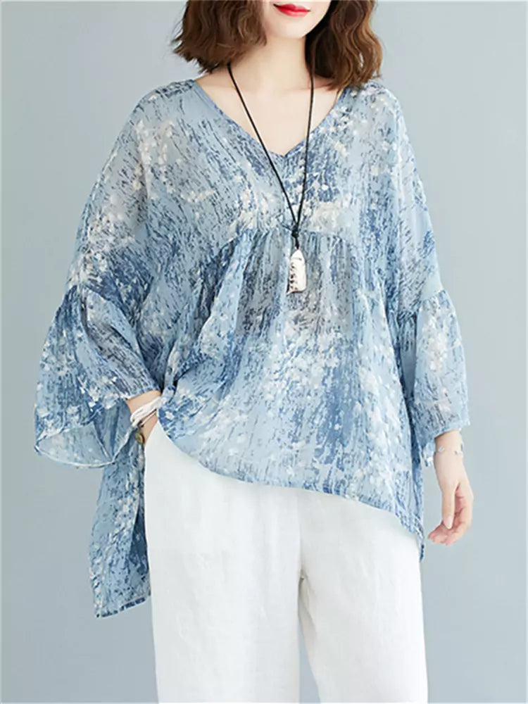 Sommerliche, locker geschnittene, figurschmeichelnde Chiffonbluse mit Print und V-Ausschnitt für Damen