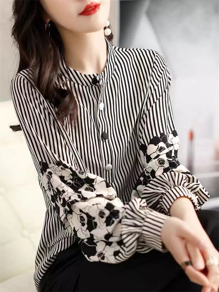 Blusa de gasa a rayas con mangas farol y diseño estampado para mujer
