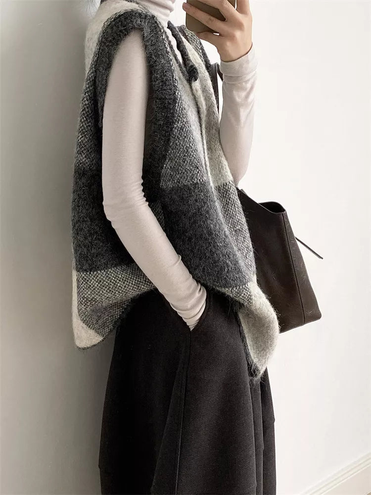 Vintage Plaid Button-Up Knit Vest for Women