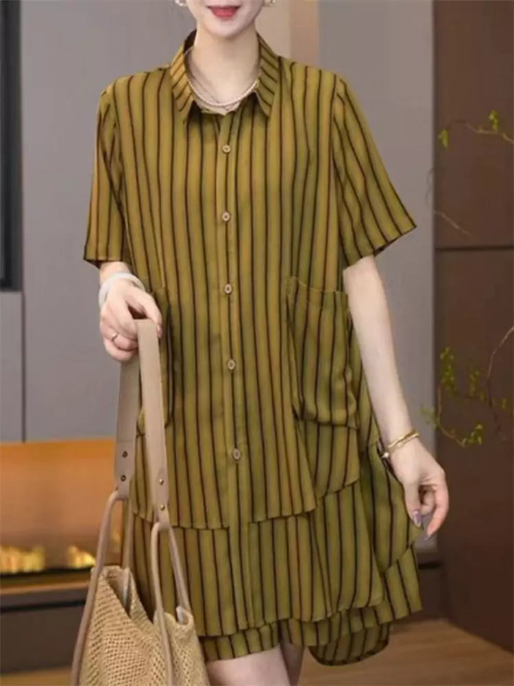 Stylish Two-Piece Set for Women Loose Fit Stripe Printed Top and Shorts