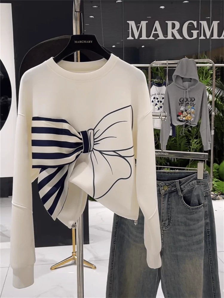 Oversized Pullover Sweatshirt with Statement Butterfly Design for Women