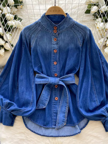 Vintage-Chic Jeansbluse mit Schnürung an der Taille und Laternenärmeln für Damen