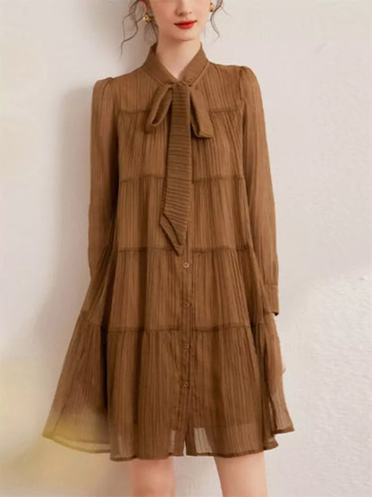 Elegantes, strukturiertes Midikleid mit langen Ärmeln und Schleife für Damen