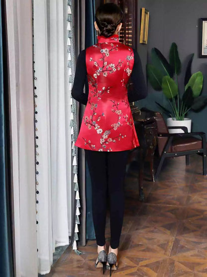 Stilvolle, rot bestickte, mittellange Weste im chinesischen Vintage-Stil mit pelzbesetztem Stehkragen für Damen