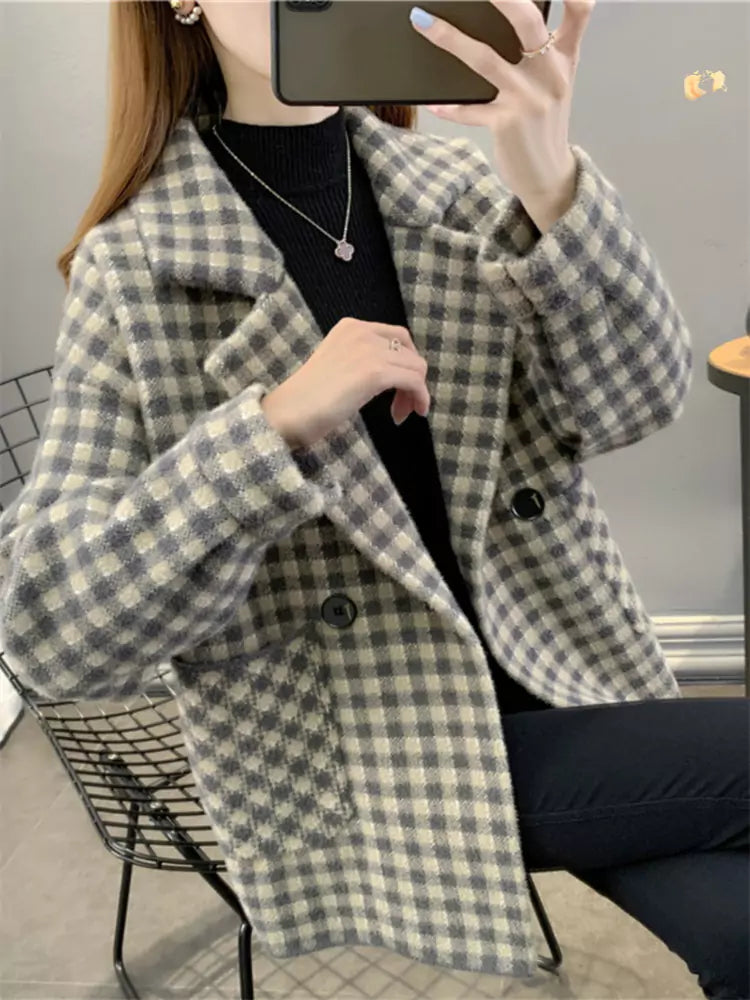 Women’s Short Plaid Wool Blend Coat – Loose Fit Autumn Winter Blazer Collar Outerwear