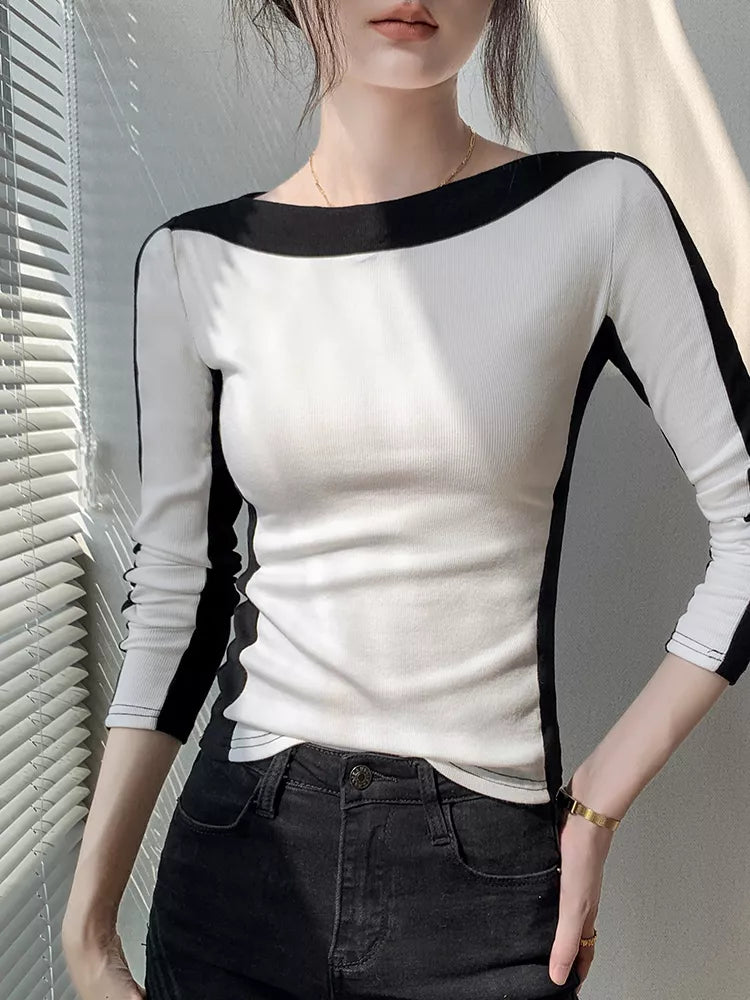 Top ajustado de manga larga con cuello oblicuo y bloques de color para mujer