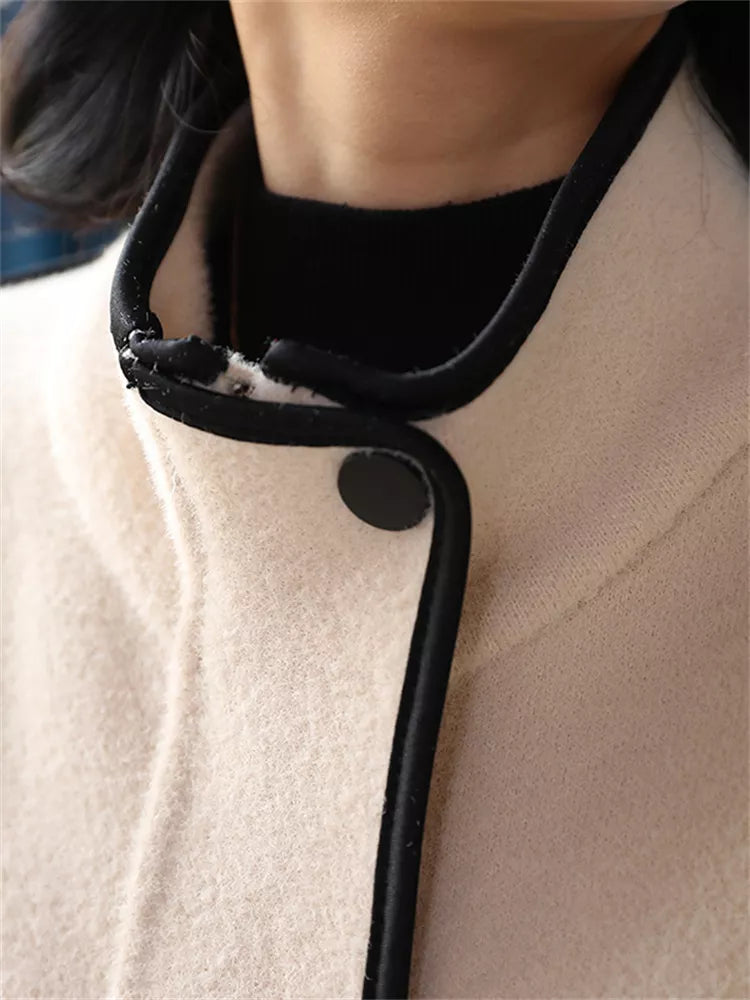 Beigefarbener Wollmantel mit Farbblock-Design und Reißverschluss für Damen