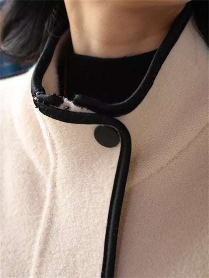 Beigefarbener Wollmantel mit Farbblock-Design und Reißverschluss für Damen