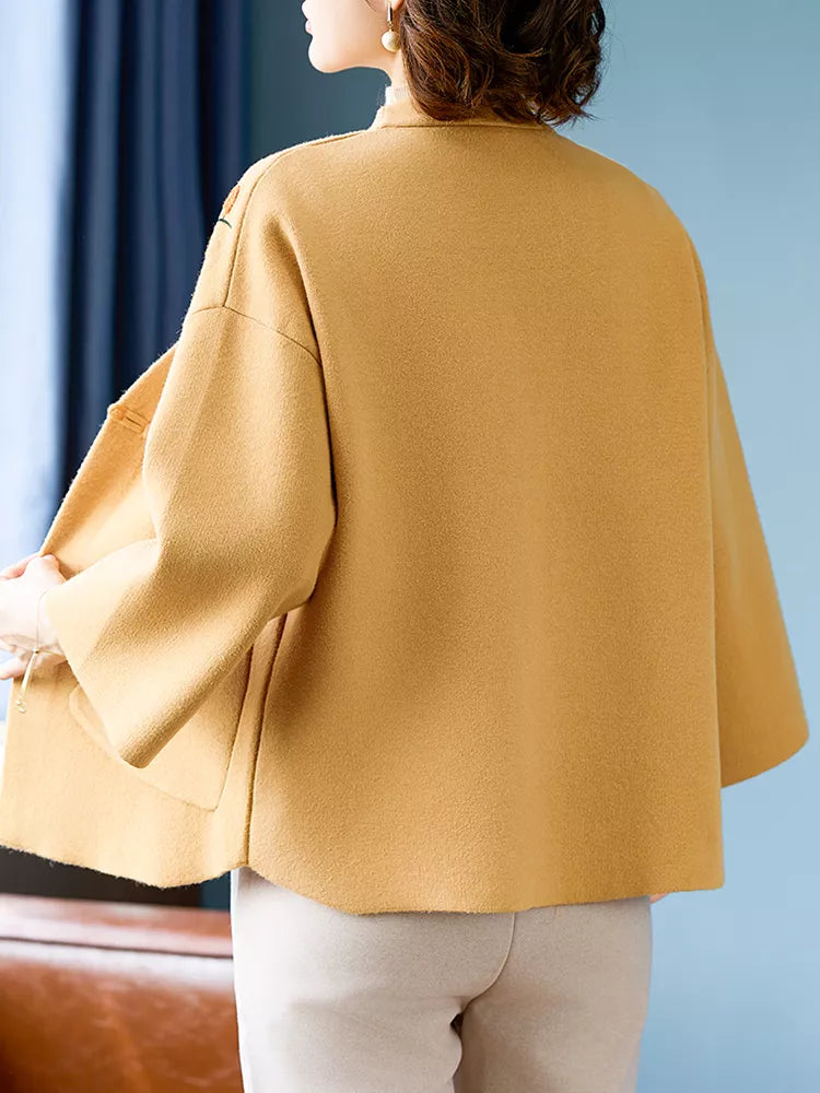 Cárdigan de punto con estampado amarillo de moda para mujer con botones tradicionales de rana