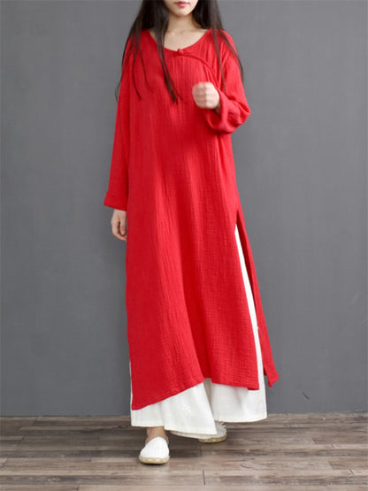 Gelbes Maxikleid im Vintage-Zen-Stil aus Baumwoll-Leinen für Damen mit Seitenschlitz, gekreuztem Kragen und Froschknöpfen