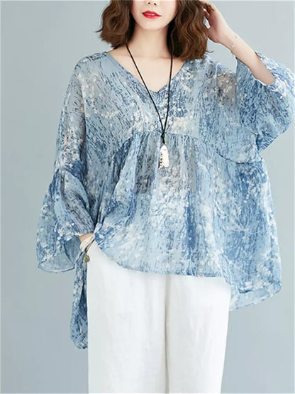 Sommerliche, locker geschnittene, figurschmeichelnde Chiffonbluse mit Print und V-Ausschnitt für Damen