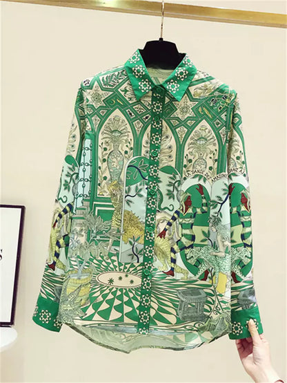 Hochwertige Chiffonbluse mit Retro-Print