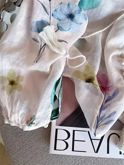 Sonnenschutz-Shirt mit Blumenmuster im Urlaubsstil zum Binden für Damen