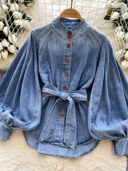 Vintage-Chic Jeansbluse mit Schnürung an der Taille und Laternenärmeln für Damen