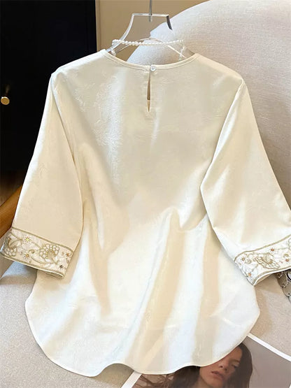 Luxuriöse, asymmetrische Wickelbluse aus Acetat-Jacquard-Satin für Damen