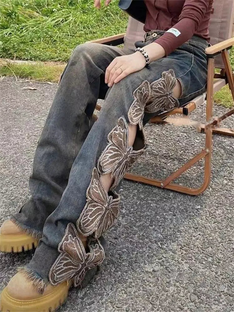 Vintage-Jeans mit hohem Bund, Stickerei, weitem Bein und Schmetterlingsausschnitt für Damen
