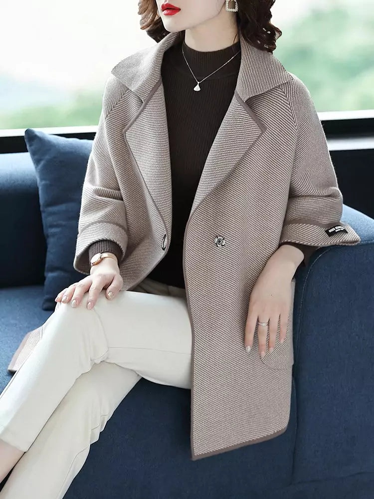 Plus Size Loose Knit Cardigan for Women with Notched Collar and 3/4 Sleeves