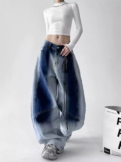 Vintage Jeans aus gewaschenem, geschwungenem Denim mit Farbverlauf für Damen