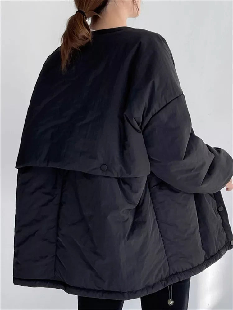 Schwarze, weiche und leichte Steppjacke für Damen