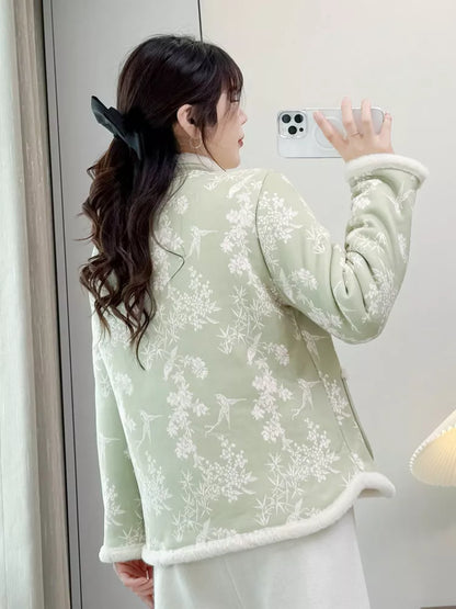 Grüne, wattierte Steppjacke im chinesischen Stil mit Stehkragen und Blumenmuster für Damen