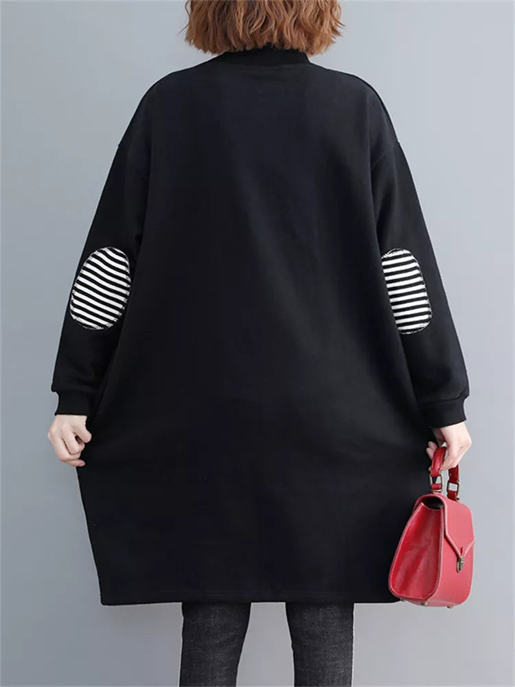 Vestido tipo sudadera holgado negro para mujer con bolsillos grandes