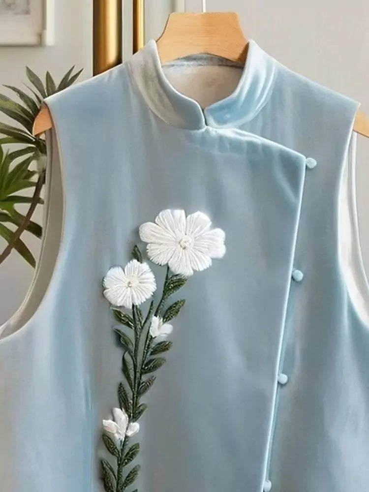Elegant Blue Velvet Vest Top for Women – New Chinese Style with Exquisite Embroidery for Fall & Winter