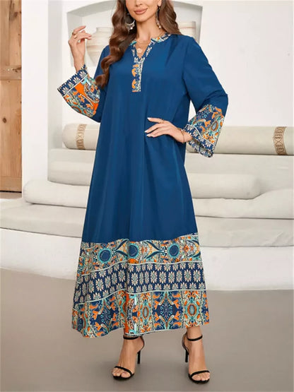 Elegantes langes Maxikleid mit V-Ausschnitt, Patchwork-Print und 3/4-Ärmeln