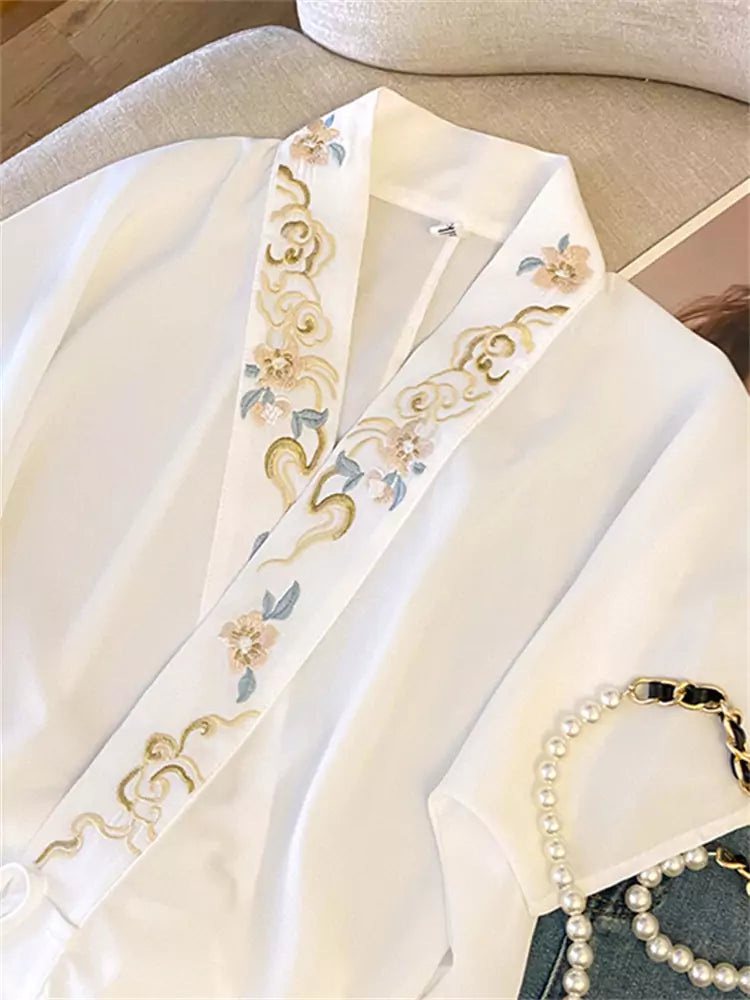 Vintage Crossover Collar Short Sleeve Embroidered Chinese Hanfu Blouse for Women