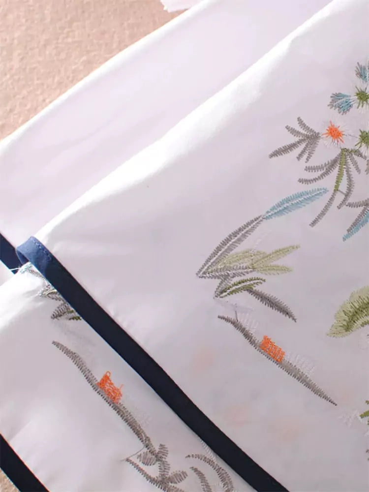 Trendige, bestickte, locker geschnittene Kurzarmbluse mit eleganten Details für Damen