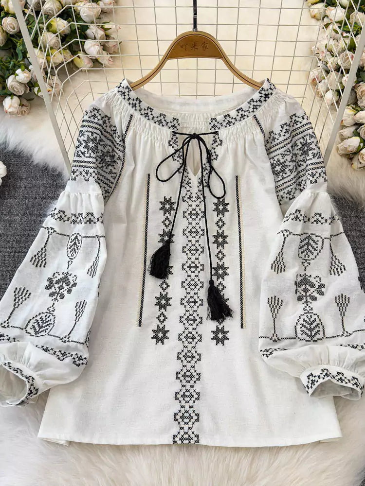 Blusa holgada con mangas farol y bordado estilo étnico para mujer