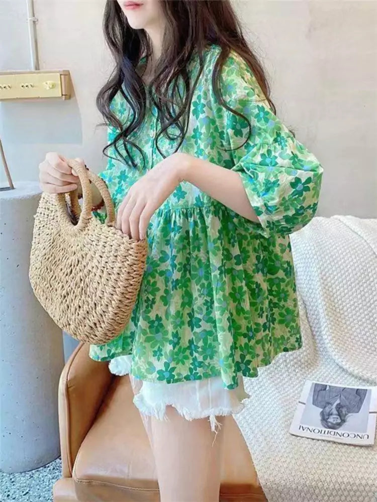 Blusa holgada estilo babydoll verde floral para mujer con cuello redondo y mangas farol