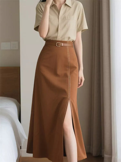 Conjunto elegante de camisa de manga corta y falda tubo retro para mujer