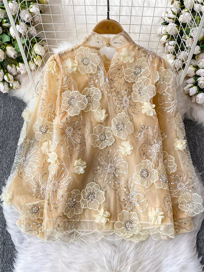 Transparente, perlenbesetzte Paillettenbluse im französischen Hofstil mit 3D-Blumenapplikationen für Damen