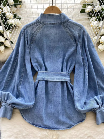 Vintage-Chic Jeansbluse mit Schnürung an der Taille und Laternenärmeln für Damen