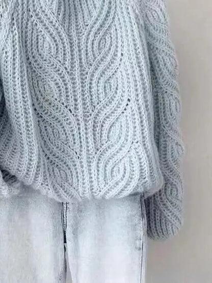 Suéter de punto trenzado con cuello alto azul claro para mujer